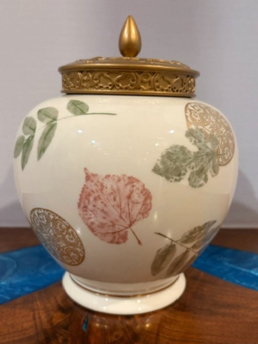 Lenox Nature's Impressions Burnished Leaf Ginger Jar Vase with Lid